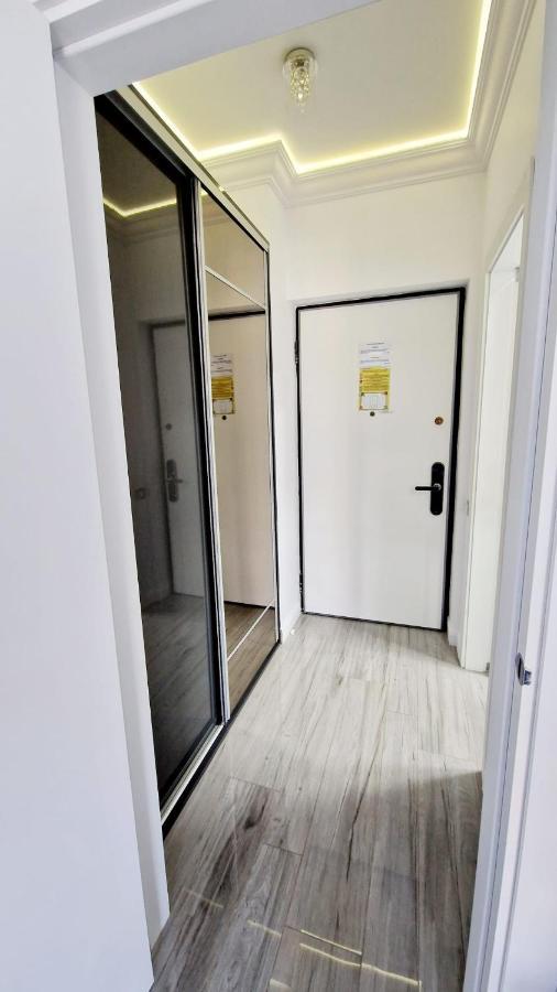 White Tower - Private Studio 106 Mamaia Exterior photo